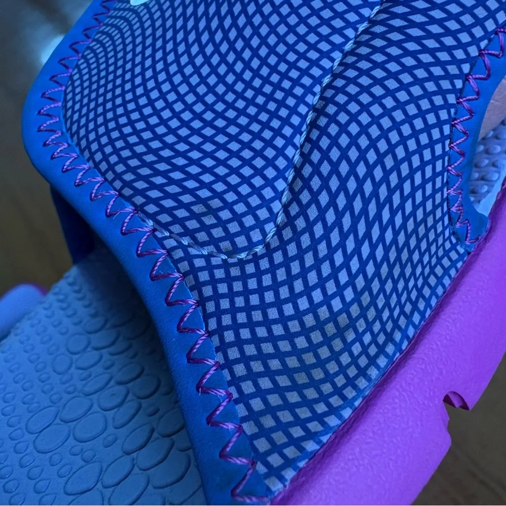 Nike Sunray Adjust 4 Sandals Shoes Hydrangeas Comet Blue Pink Youth Girls Size 3 - Picture 11 of 13